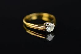 A MODERN DIAMOND SINGLE STONE RING, a modern round brilliant cut diamond, claw set, estimated weight