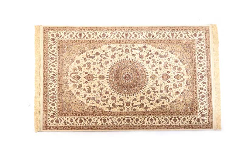 ALL OVER PATTERN WOOLEN RUG