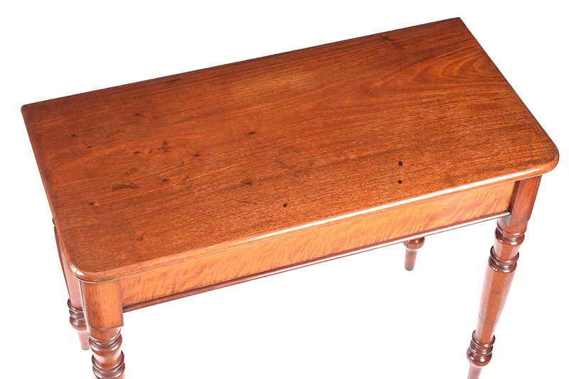 VICTORIAN MAHOGANY SIDE TABLE - Image 3 of 4