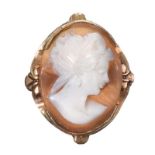 9CT GOLD RING SET WITH CAMEO