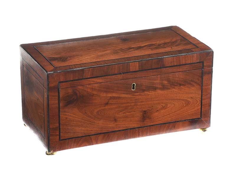 GEORGIAN MAHOGANY JEWELLERY BOX