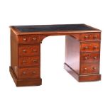 VICTORIAN MAHOGANY DOUBLE PEDESTAL DESK