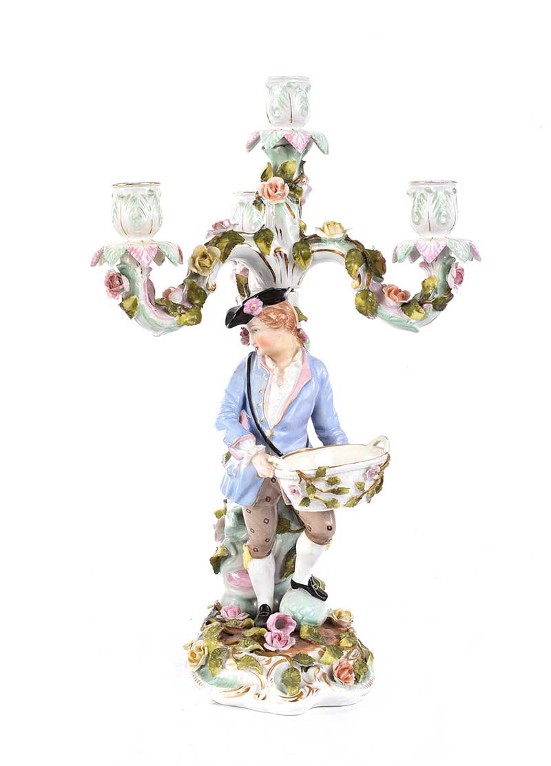 PAIR OF CONTINENTAL PORCELAIN CANDELABRA - Image 2 of 5