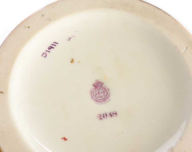 ROYAL WORCESTER JAR AND COVER - Image 8 of 8