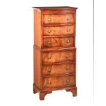 MAHOGANY SERPENTINE FRONT CHEST OF DRAWERS