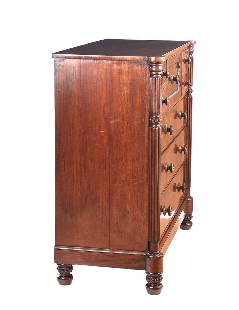 REGENCY MAHOGANY CHEST OF DRAWERS - Image 11 of 11