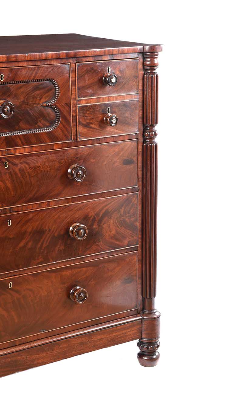 REGENCY MAHOGANY CHEST OF DRAWERS - Image 9 of 11