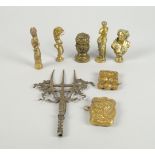 A collection of desk seals, mostly 20th century, to comprise subjects, the Venus De Milo, a fish