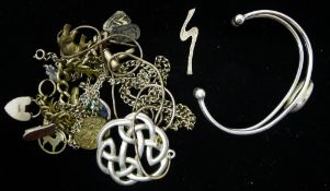 A quantity of silver jewellery, etc.