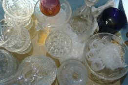 A quantity of glassware