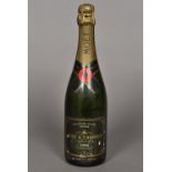Moet & Chandon Champagne, 1996 Single bottle.