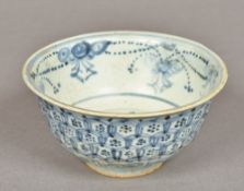 A Chinese blue and white pottery bowl, p