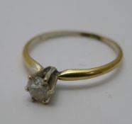 An 18 ct gold marquee diamond ring