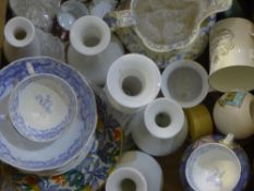 A quantity of miscellaneous decorative china