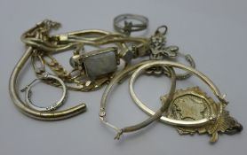 A quantity of silver jewellery