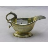 A small silver sauce boat (77 grammes)