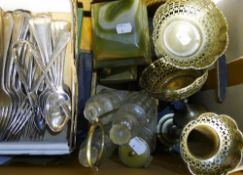 A quantity of miscellaneous items,