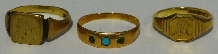 Two 9 ct gold signet rings and an 18 ct gold turquoise set ring (9.