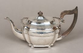 An Edwardian silver teapot,