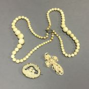 A small quantity of Victorian ivory jewellery