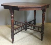 An Edwardian mahogany centre table