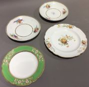 A Spode porcelain dinner plate, circa 1810-1820,