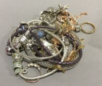 A quantity of silver and costume jewellery