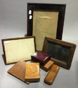 A quantity of leather jewellery boxes,