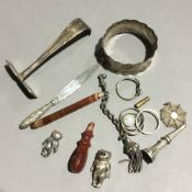 A quantity of miscellaneous silver items,