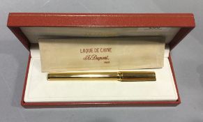 A Dupont Laque de Chine pen,