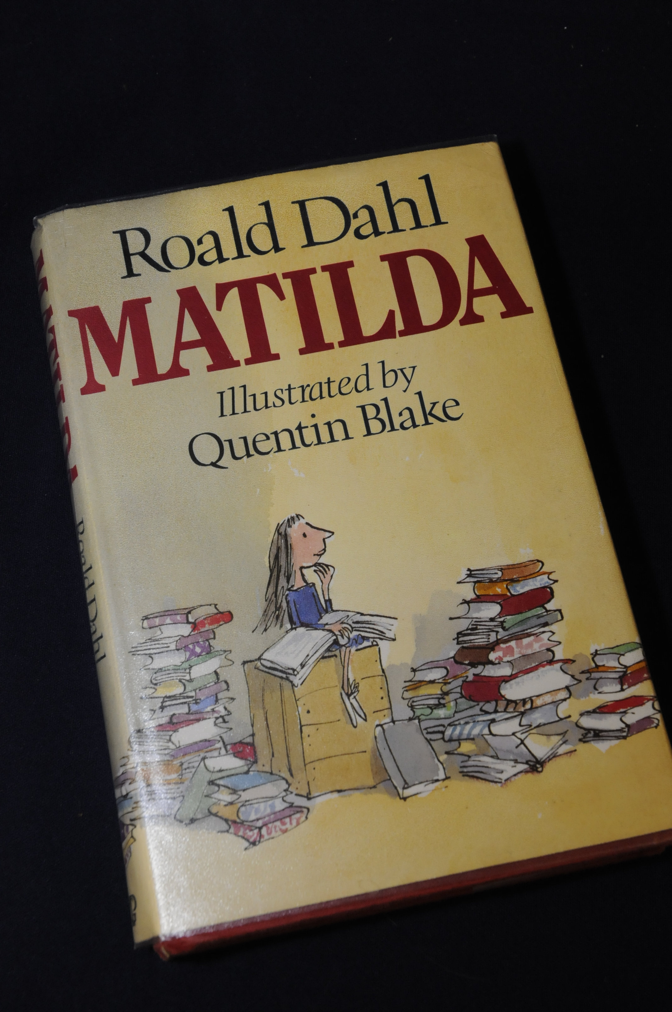 Roald Dahl Matilda Illustrated by Quentin Blake 1st Edition