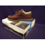 Boxed brand new pair of ex-shop stock Meindl Cambridge GTX (R) shoes (size 11)