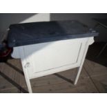 Painted wash stand with single cupboard door and heavy rectangular slate top (76cm x 40cm x 76cm)