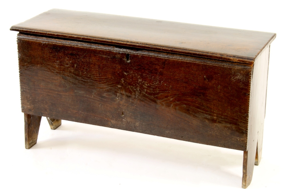 Property of a deceased estate - a late 17th / early 18th century oak six plank coffer, of good