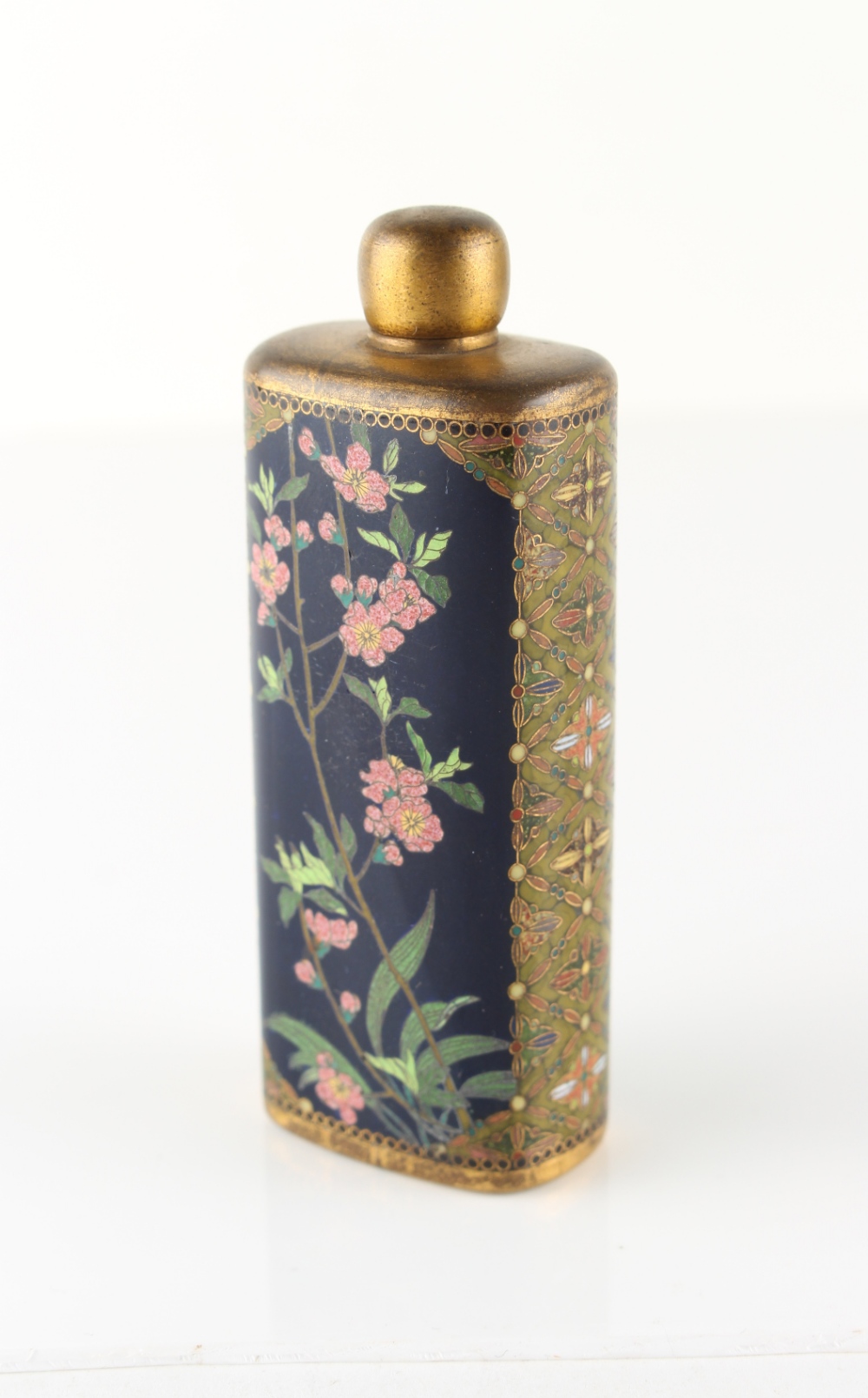 Property of a lady - a fine Japanese Meiji period signed cloisonne scent bottle by the workshop of - Image 2 of 3