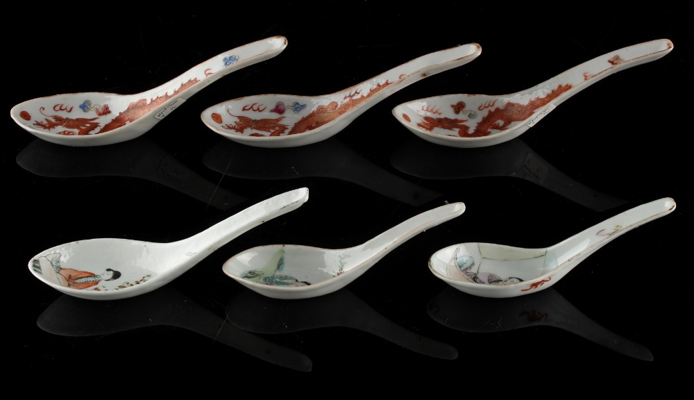 A private collection of Chinese spoons, mostly collected in the 1980's - a set of three porcelain - Image 2 of 3