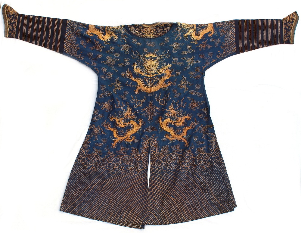 A late 19th century Chinese embroidered summer dragon robe with gilt wrapped threads & long - Image 2 of 2