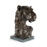 ARR - Property of a gentleman - Lucy Nielson (contemporary) - LIONESS HEAD - bronze, signed &