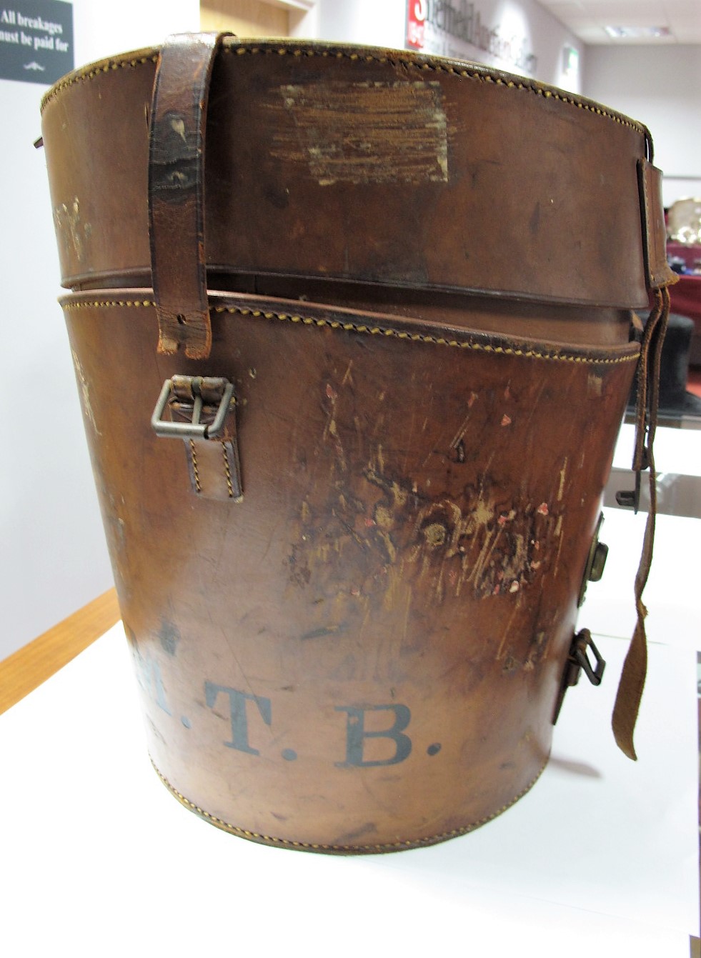 An Early XX Century Silk Top Hat, retailed by "Woodroww, 45 Gordon St, Glasgow", cream silk lined - Image 5 of 12