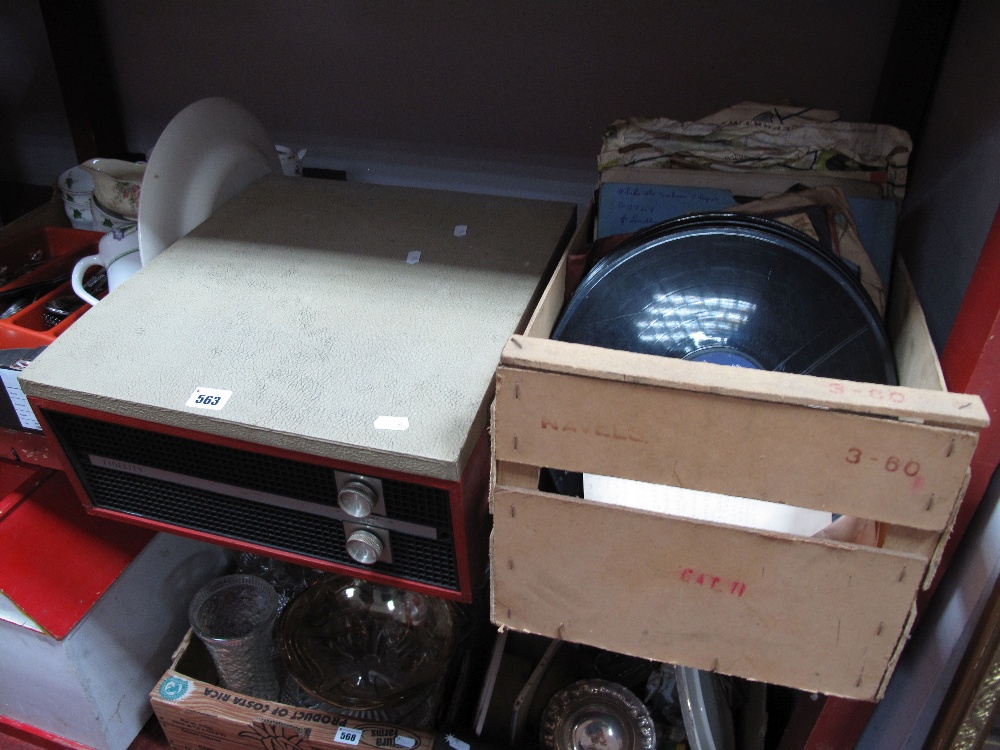 Fidelity Record Player, (damages), quantity of records.