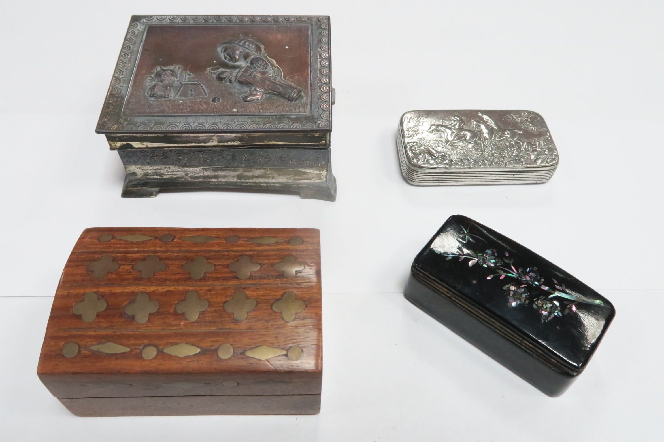 A James Dixon & Sons Cornish Pewter Snuff Box, of rounded rectangular form, the hinged lid