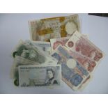 An Assortment of Circulated Bank of England Notes, comprising 1 x five pounds, 9 x one pound and 9 x
