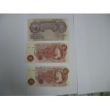 A Kenneth Oswald Peppiatt Mauve Ten Shillings Banknote, number R33D 634994. A Leslie Kenneth O'Brien