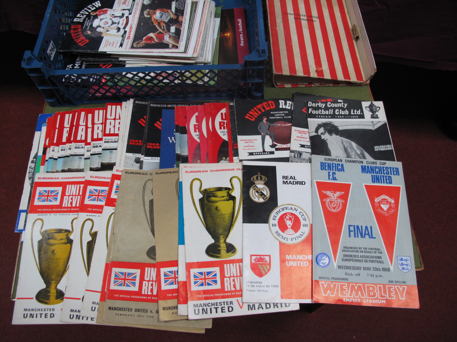 Manchester united Programmes - 1968 European Cup Final, semis, three earlier rounds, 68-9 away at