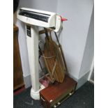 A Set of 10kg Avery Floor Standing Scales, a Yankee Clipper vintage sledge and a Philips valve