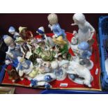 Tray of Pottery figures.