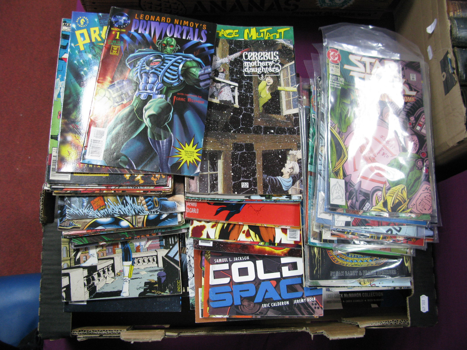 A Collection of Approximately Two Hundred Comics, by Marvel, DC, Marvel, Avatar, Vertigo,