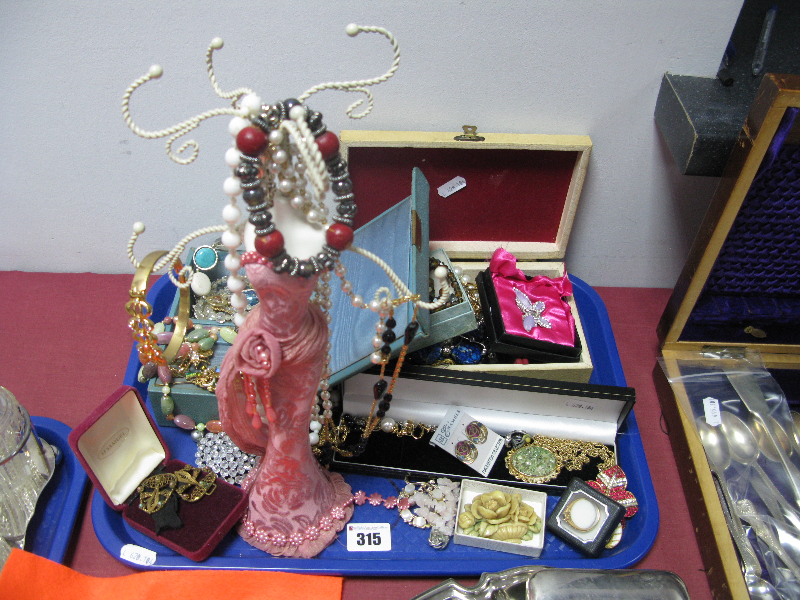 A Mixed Lot of Assorted Costume Jewellery, necklace stand, jewellery box, etc:- One Tray