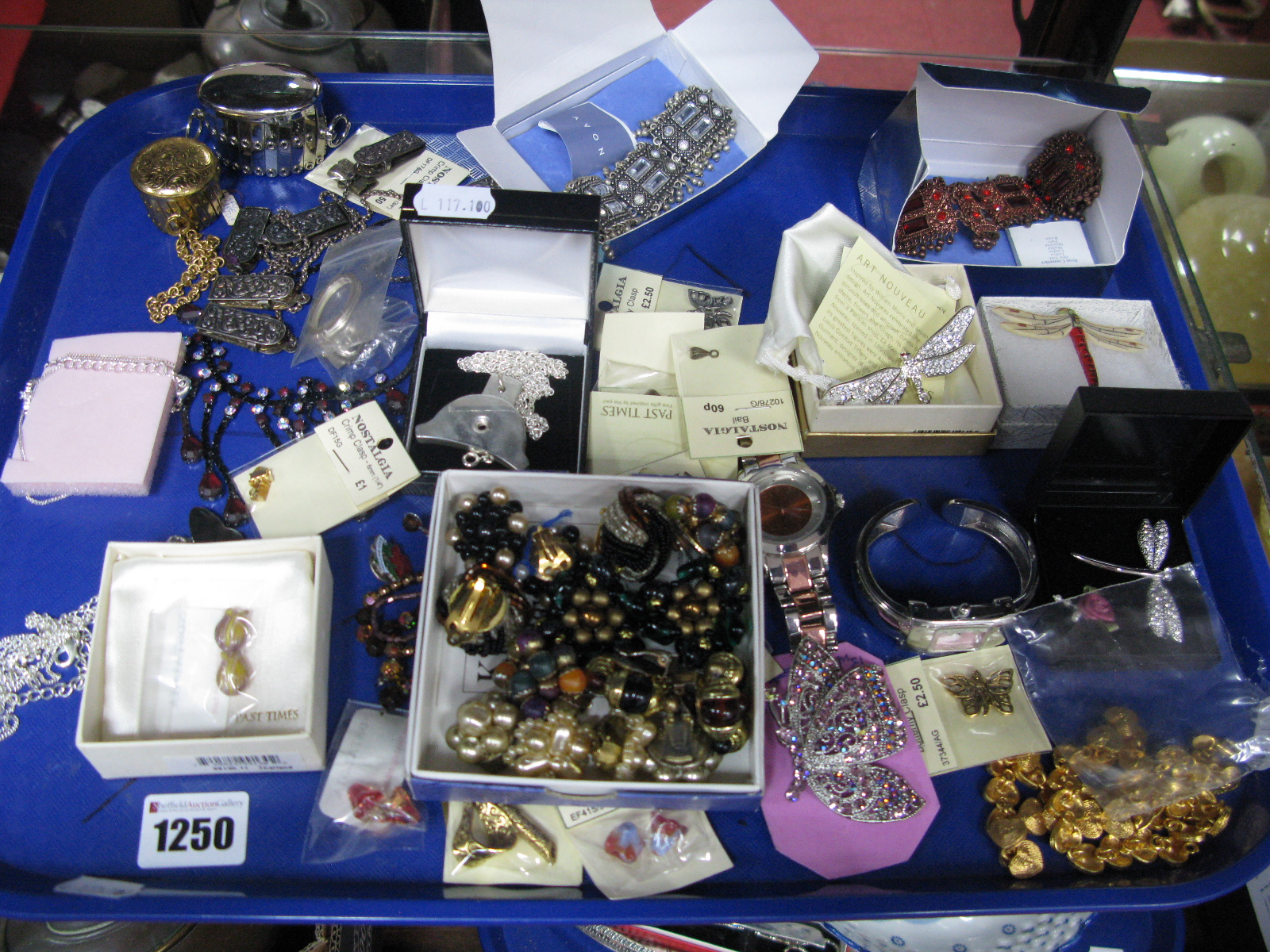 Assorted Costume Jewellery, including brooches, bracelets, chains, watches, etc:- One Tray