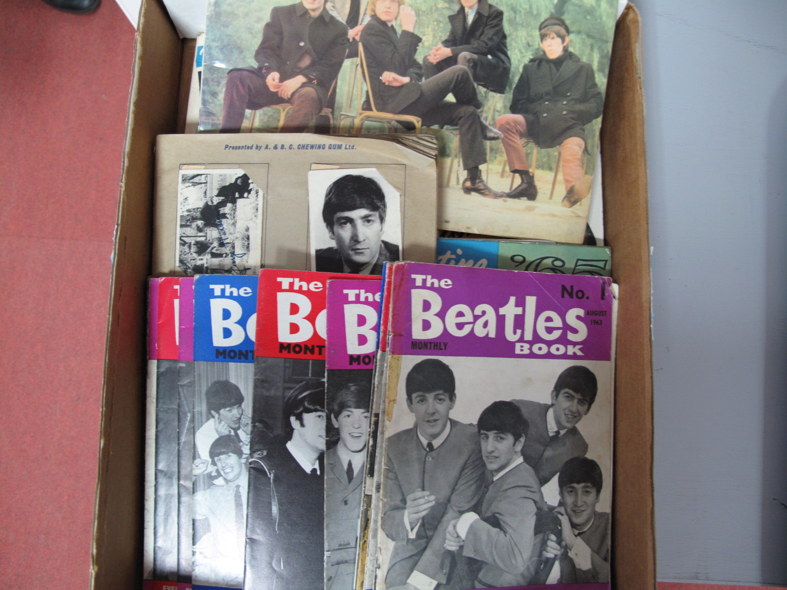 Beatles/Stones Memorabilia - to include 'The Sensational Rolling Stones' souvenir concert